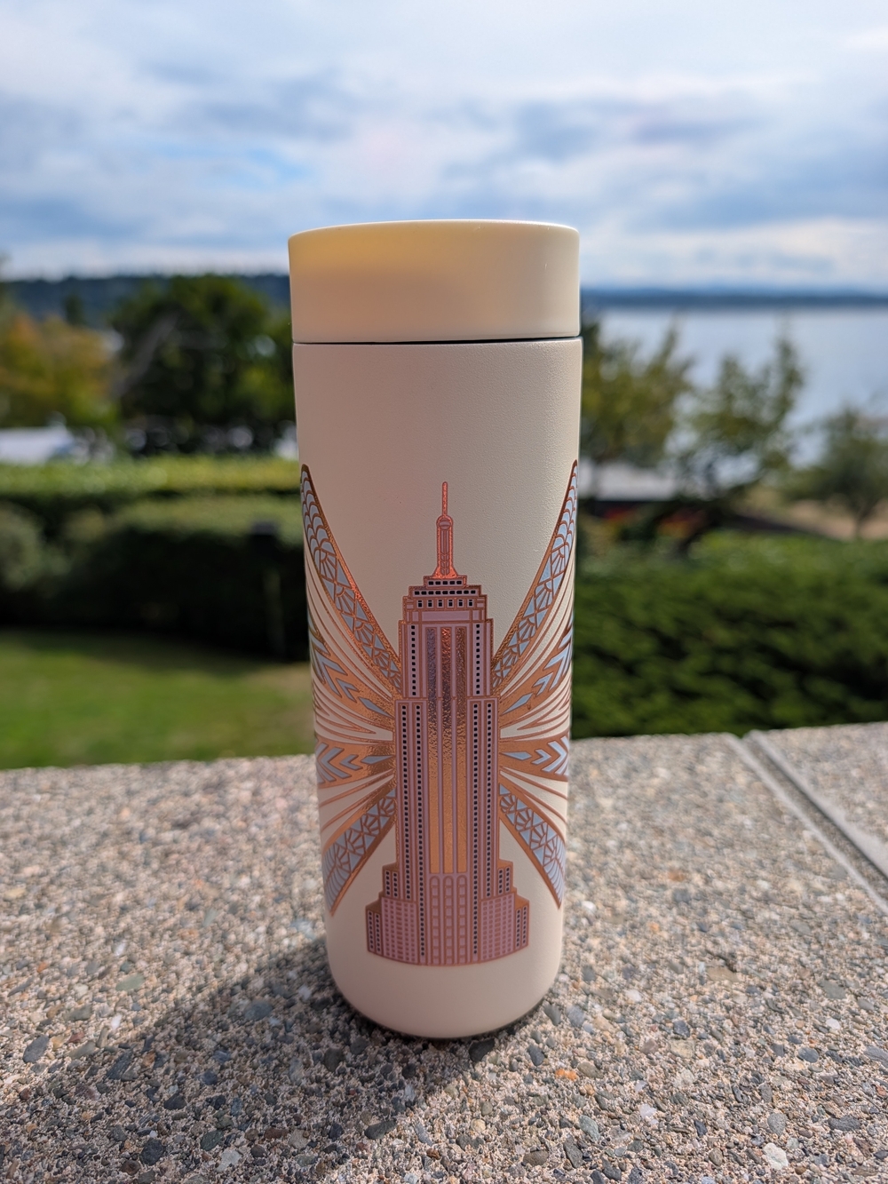 Starbucks Reserve NYC Empire State Building 360 Lid Tumbler – 16 oz